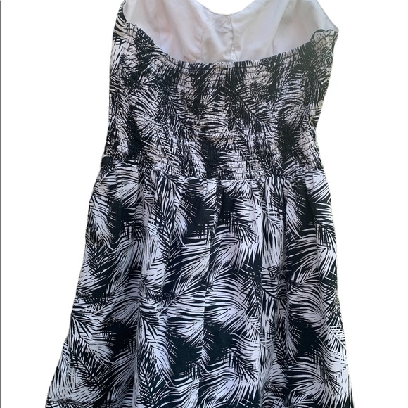 GUESS Floral Halter Sundress Black And White Medium Neck Tie Lining POCKETS - Picture 7 of 10